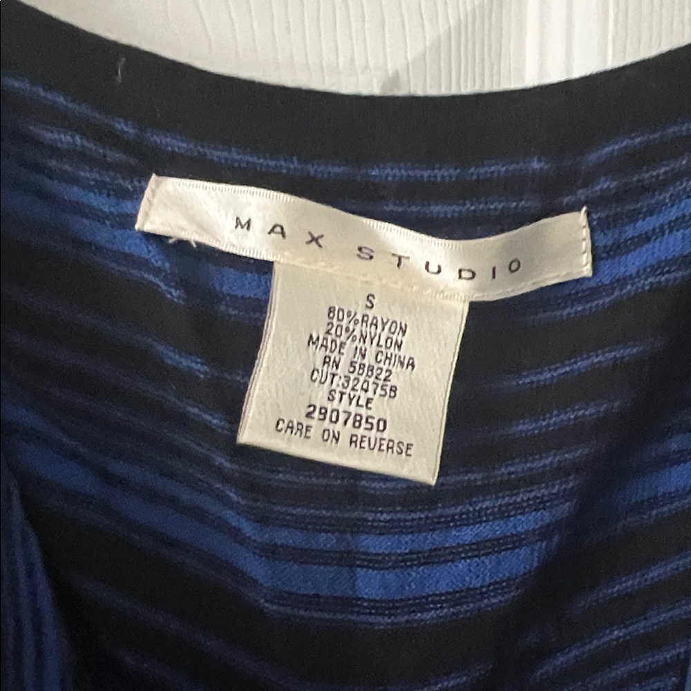 Max Studio Blue and Black sweater Dress. Small. Classy - Picture 6 of 6